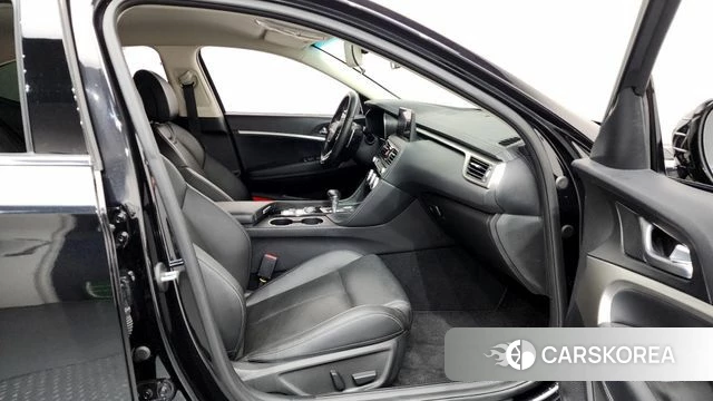 Genesis The New G70 2021 Черный из Кореи, фото 2