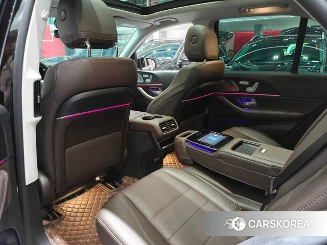 Mercedes-Benz GLE (import) 2024 Черный из Китая, фото 2