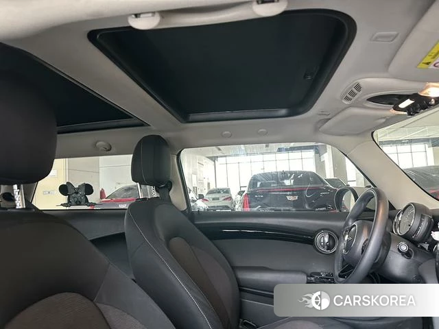 MINI MINI 2020 Белый из Китая, фото 2
