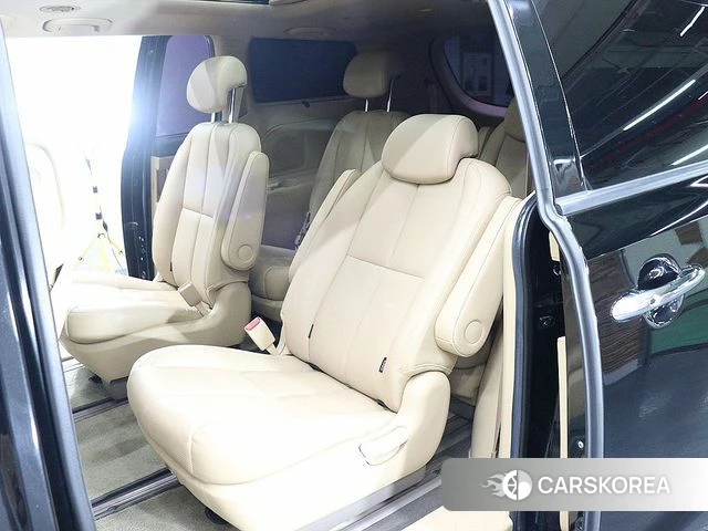 Kia The New Carnival 2019 Черный из Кореи, фото 2