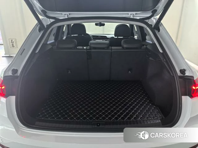 Audi Q3 2022 Белый из Китая, фото 2