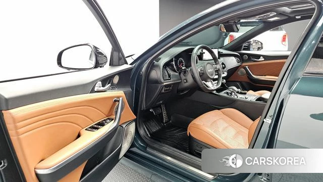 Kia Stinger Meister 2023 Темно-зеленый из Кореи, фото 2