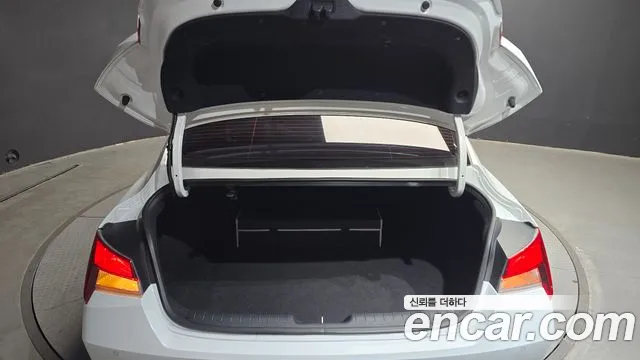 Hyundai Avante (CN7) 2021 Белый из Кореи, фото 2