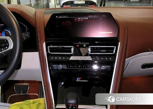 BMW M8 (G15) 2022 Черный из Кореи, фото 2
