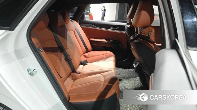 Kia The New K5 3rd generation 2024 Белый из Кореи, фото 2