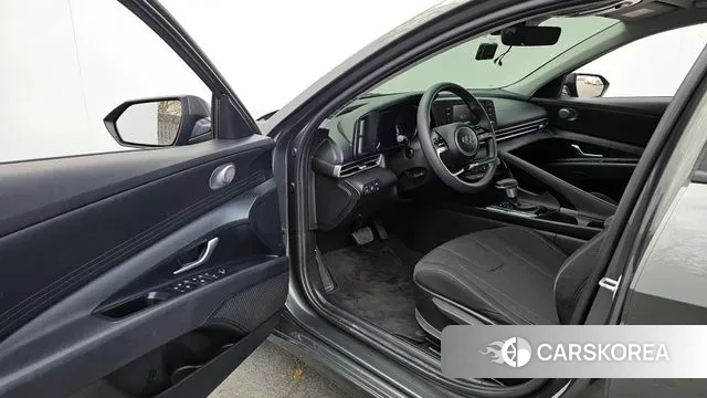 Hyundai Avante Hybrid (CN7) 2021 Серый из Кореи, фото 2