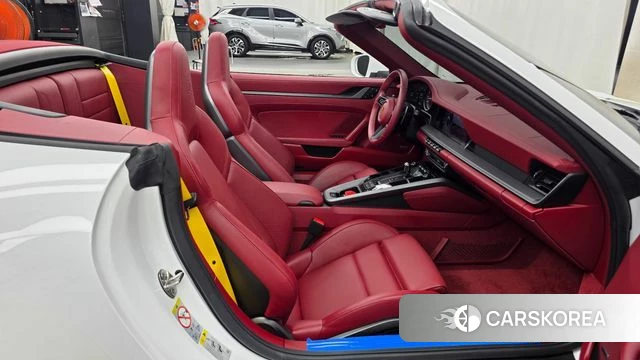 Porsche 911(992) 2024 Белый из Кореи, фото 2