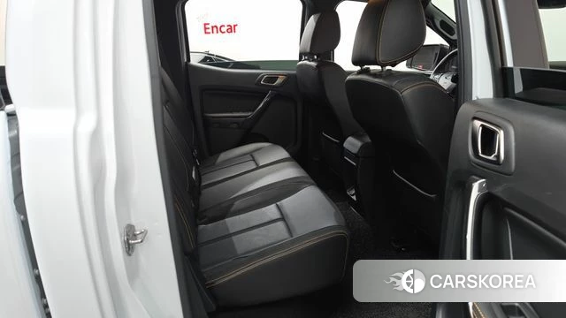Ford Ranger 3rd Generation 2022 Белый из Кореи, фото 2