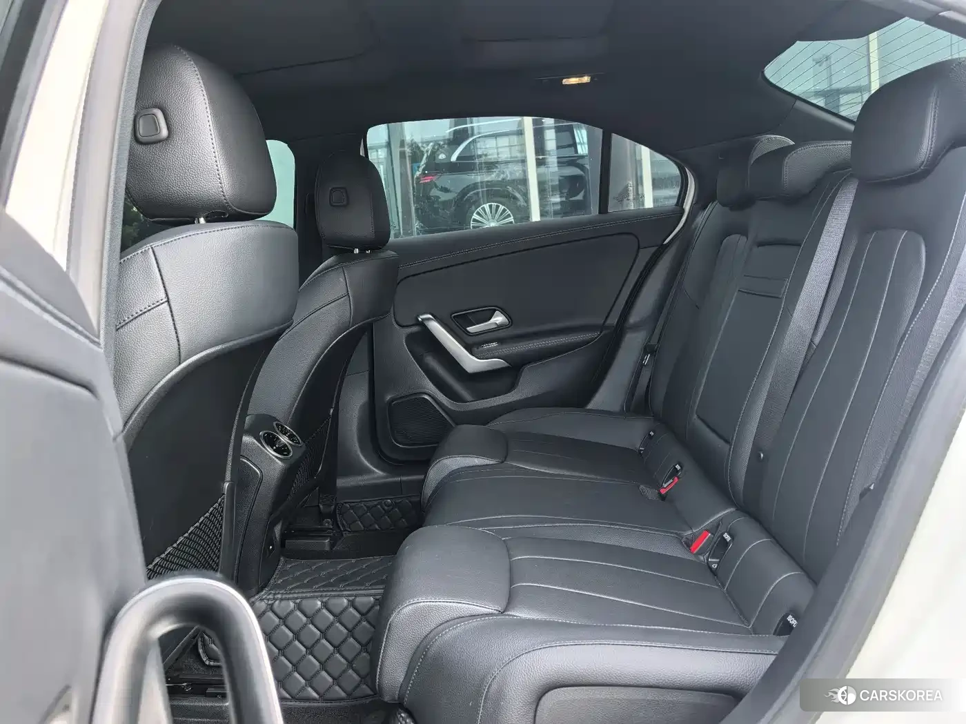 Mercedes-Benz A-Class 2023 Белый из Китая, фото 2