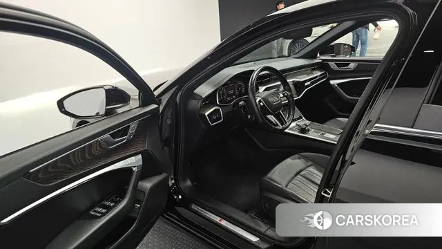 Audi A6 (C8) 2019 Черный из Кореи, фото 2