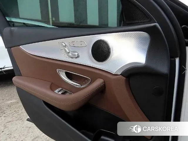 Mercedes-Benz E-Class W213 2019 Белый из Кореи, фото 2