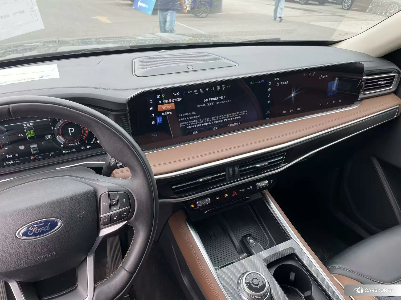 Ford Explorer 2022 Черный из Китая, фото 2