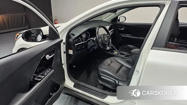 Kia The New Niro 2021 Белый из Кореи, фото 2