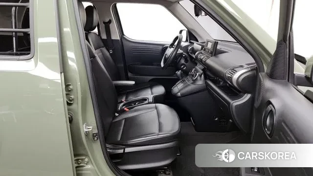 Hyundai Casper 2022 Зеленый из Кореи, фото 2