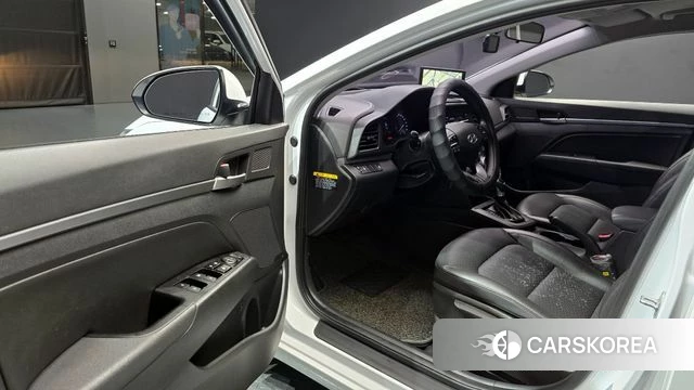 Hyundai The New Avante AD 2018 Белый из Кореи, фото 2