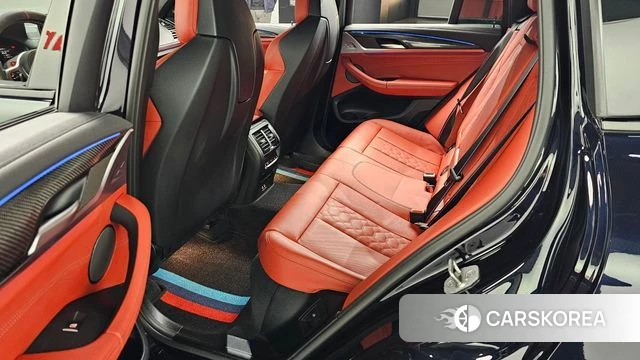 BMW X4M (G02) 2023 Черный из Кореи, фото 2