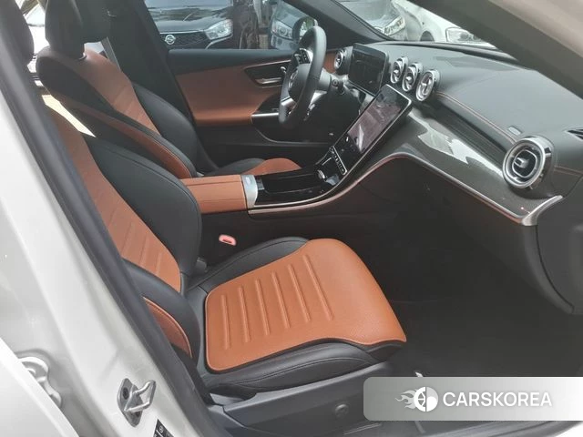 Mercedes-Benz C-Class W206 2025 Белый из Кореи, фото 2