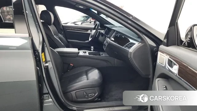 Genesis G80 2019 Темно-зеленый из Кореи, фото 2