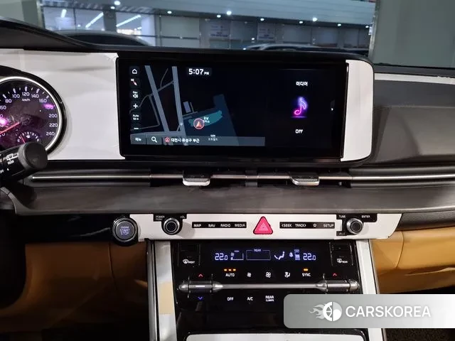 Kia Carnival 4th generation 2023 Белый из Кореи, фото 2