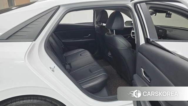 Hyundai Avante (CN7) 2021 Белый из Кореи, фото 2