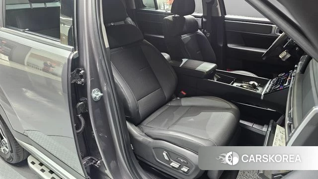 Hyundai Santa Fe (MX5) 2024 Серый из Кореи, фото 2