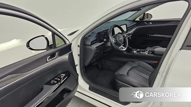 Kia The New K5 3rd generation 2024 Белый из Кореи, фото 2