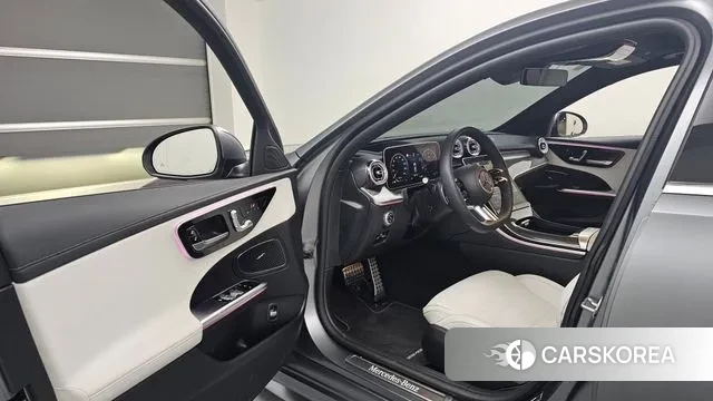 Mercedes-Benz C-Class W206 2022 Серый из Кореи, фото 2