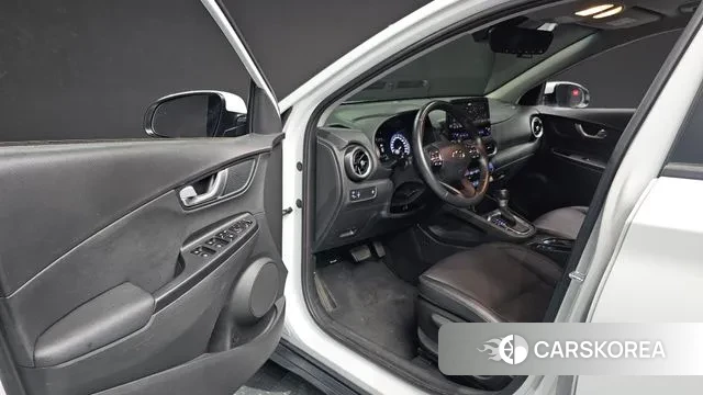 Hyundai The New Kona 2021 Белый из Кореи, фото 2