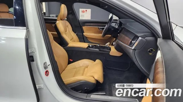 Volvo S90 2021 Белый из Кореи, фото 2