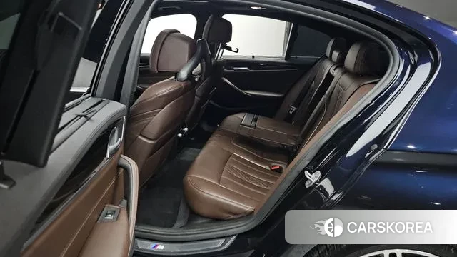 BMW 5 Series (G30) 2019 Синий из Кореи, фото 2