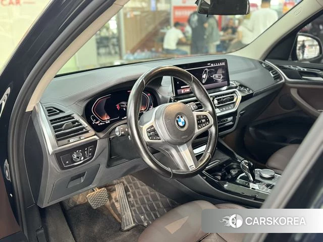 BMW X3 2022 Черный из Китая, фото 2