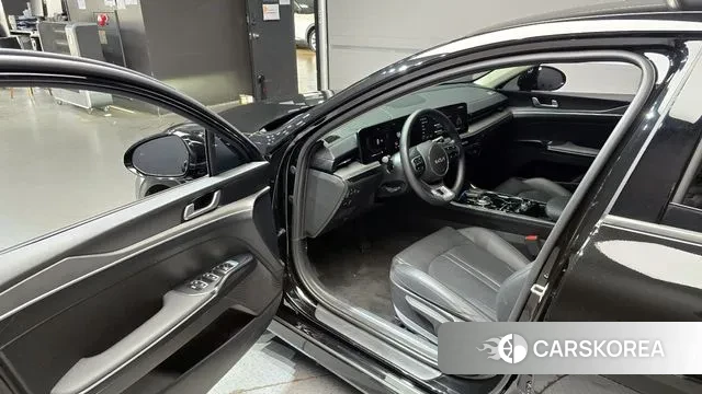 Kia The New K5 3rd generation 2024 Черный из Кореи, фото 2