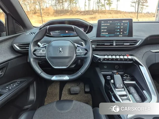 Peugeot 5008 second generation 2020 Белый из Кореи, фото 2