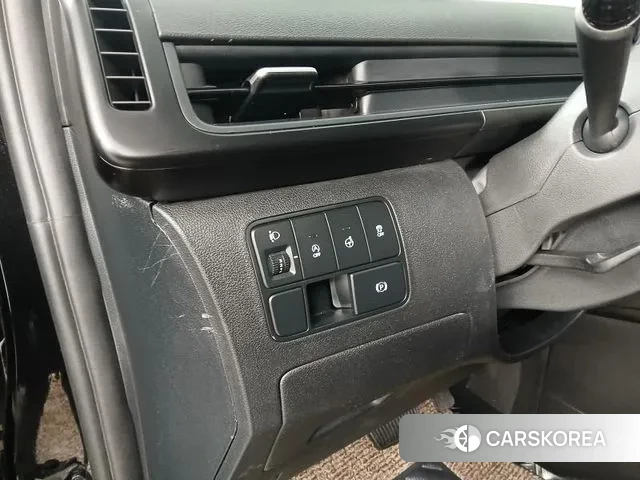 Hyundai Staria 2024 Черный из Кореи, фото 2