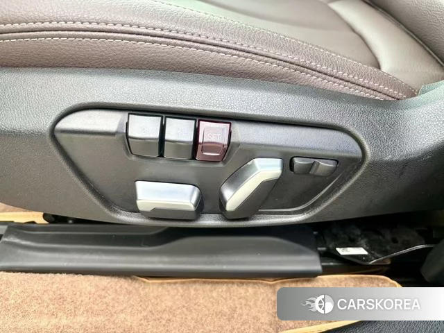BMW X1 2022 Белый из Китая, фото 2