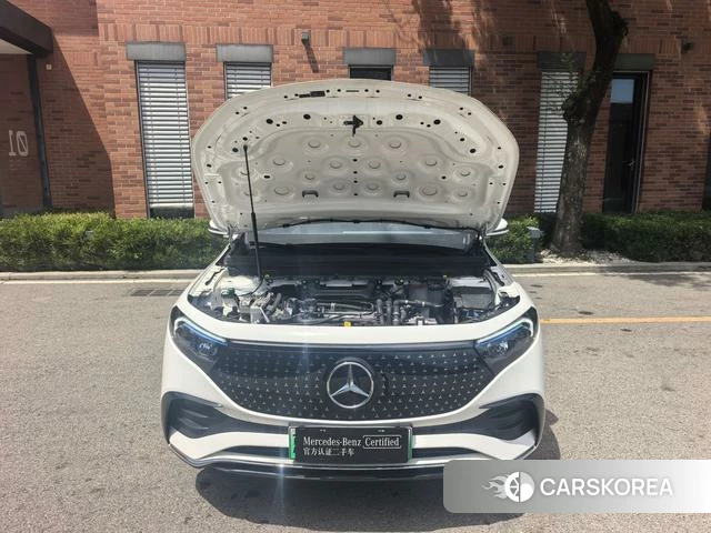 Mercedes-Benz EQB 2025 Белый из Китая, фото 2