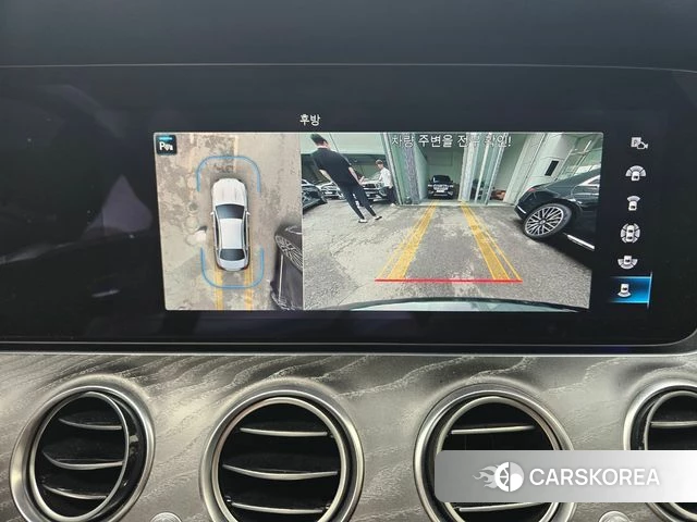 Mercedes-Benz E-Class W213 2021 Черный из Кореи, фото 2