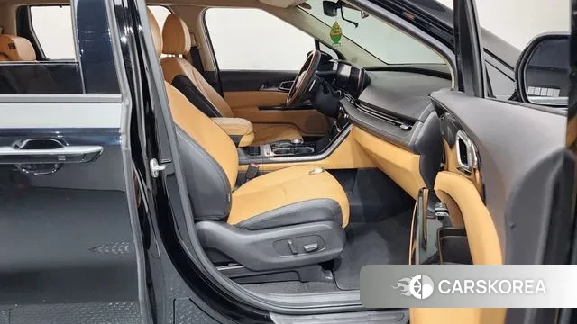 Kia Carnival 4th generation 2020 Черный из Кореи, фото 2