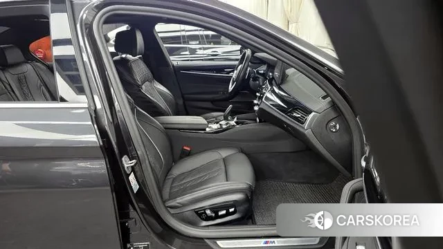 BMW 5 Series (G30) 2021 Серый из Кореи, фото 2