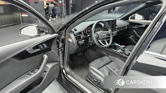 Audi A4 (B9) 2021 Черный из Кореи, фото 2