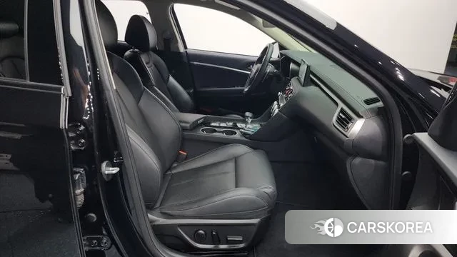 Genesis The New G70 Shooting Brake 2022 Черный из Кореи, фото 2