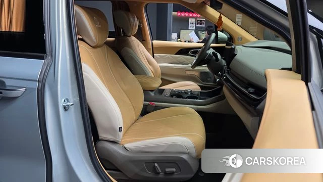 Kia The New Carnival 4th Generation 2024 Серебряный из Кореи, фото 2