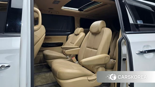 Kia The New Carnival 2018 Белый из Кореи, фото 2