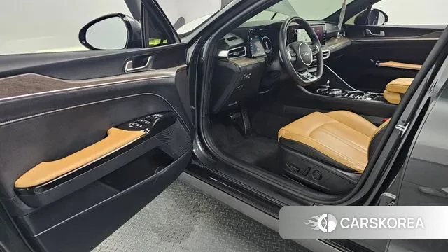 Kia K5 3rd generation 2022 Серый из Кореи, фото 2