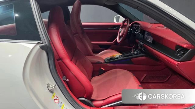 Porsche 911(992) 2023 Серебристо-серый из Кореи, фото 2