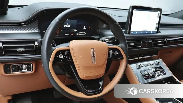 Lincoln Aviator 2nd generation 2023 Черный из Кореи, фото 2