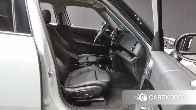 Mini Cooper Countryman 2021 Серебристо-серый из Кореи, фото 2