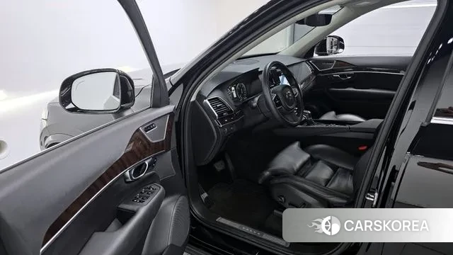 Volvo XC90 second Generation 2019 Черный из Кореи, фото 2