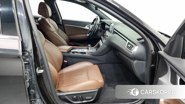 Genesis G70 2018 Черный из Кореи, фото 2