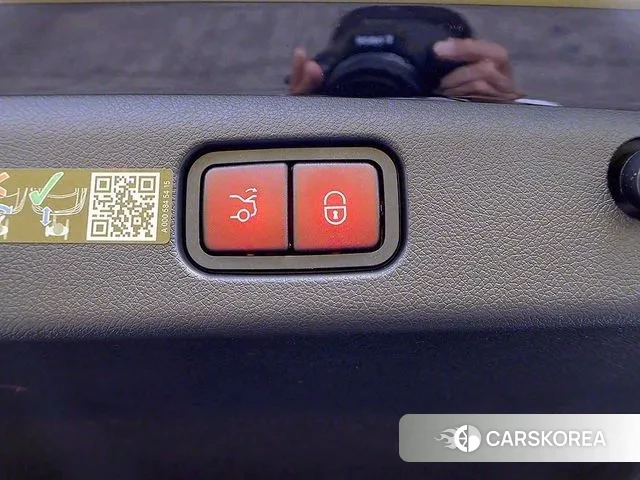 Mercedes-Benz E-Class W214 2024 Черный из Кореи, фото 2